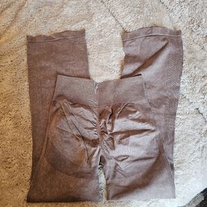 Brown High-Waisted Leggings